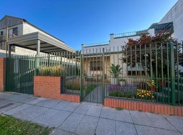 Casa · 81m² · 4 Ambientes · 1 Cochera · Casa en Villa Ballester