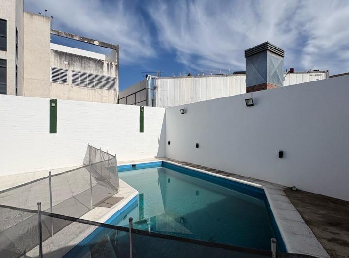 Casa · 378m² · 14 Ambientes