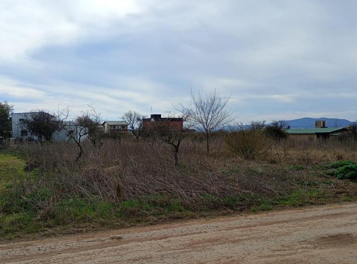 Terreno · 600m²