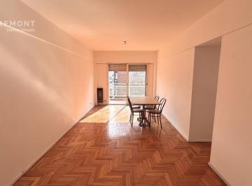 Departamento · 75m² · 4 Ambientes · 1 Cochera · Departamento de 4 Ambientes con Cochera en Caballito