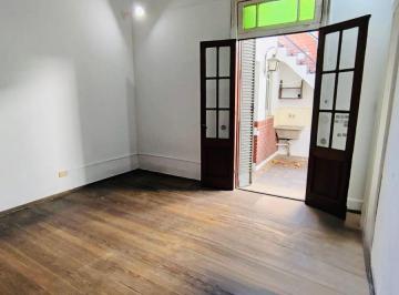 Casa de 4 ambientes, Rosario · Casa a Reciclar o Apto Emprendimiento Inmobiliario.
