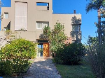Casa de 5 ambientes, Tigre · Casa en El Río San Antonio Isla Santa Monica