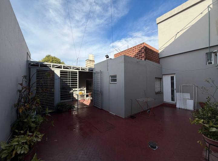 Casa · 80m² · 5 Ambientes