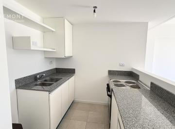 Departamento · 63m² · 2 Ambientes · Departamento en Almagro en Alquiler Solo Uso Profesional con Balcón Terraza