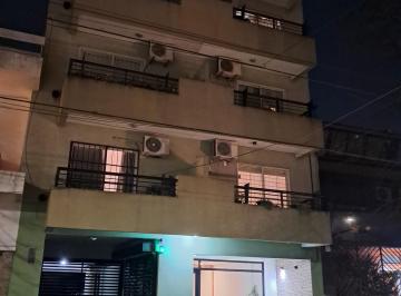 Departamento de 1 ambiente, Villa Pueyrredón · Departamento 1 Amb Amplio C/balcon. Vista Abierta Muy Liminoso