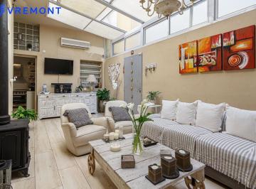 PH · 125m² · 4 Ambientes · PH de 4 Ambientes en Venta en Caballito Norte con Quincho, Terraza y Parrilla