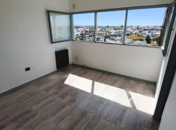 Departamento de 4 ambientes, Córdoba · Excelente Oportunidad