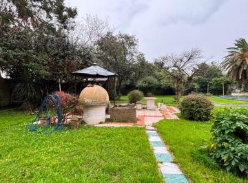 Quinta vacacional de 4 ambientes, Florencio Varela · Venta Casa Quinta Sobre Lote 1200 m² Fcio. Varela