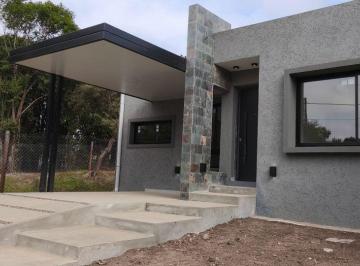 Casa de 4 ambientes, Río Ceballos · Casa en Venta - Apta Credito - Villa Catalina Barrio Cerrado - a Estrenar