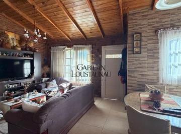 Casa · 137m² · 4 Ambientes · 1 Cochera · Casa 4 Ambientes + Escritorio, Apto Credito!