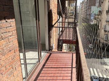 Departamento de 3 ambientes, Barrio Norte · Al Frente con Balcón Super Luminoso
