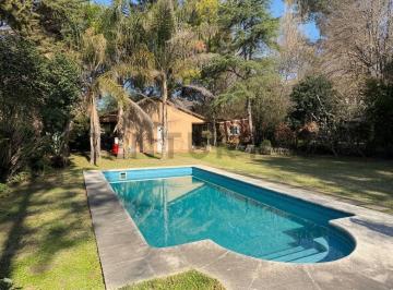 Casa · 205m² · 5 Ambientes · 3 Cocheras · Venta Casa de 5 Ambientes en Parque Leloir