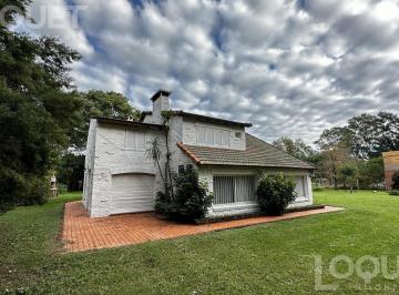 Casa · 463m² · 6 Ambientes · 1 Cochera · Casa en Venta en Altos del Sauce - Propiedad Extraordinaria a m del Río Coronda
