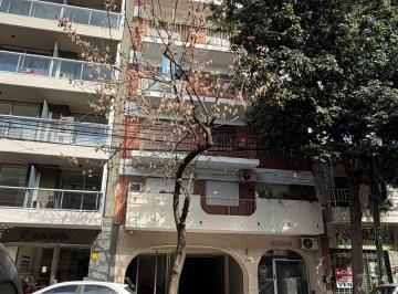 Departamento de 4 ambientes, Caballito · Venta Dpto 4 Ambientes con Cochera - Para Reciclar