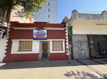 Casa · 66m² · 3 Ambientes · Casa a Refaccionar/ Oportunidad de Desarrollo