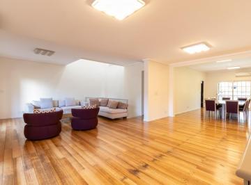 Casa · 383m² · 6 Ambientes · 4 Cocheras · Venta Casa con Jardin y Pileta en Belgrano R
