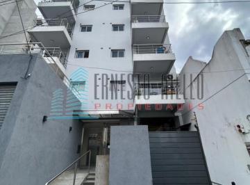 Departamento · 54m² · 2 Ambientes · 1 Cochera · Alquiler Departamento de Dos Ambientes Centro Quilmes
