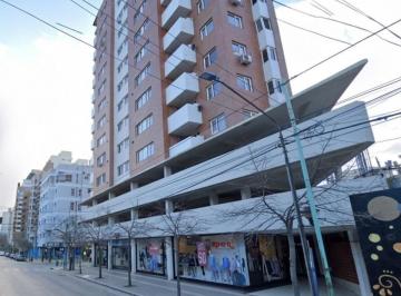 Departamento · 2 Ambientes · 1 Cochera · Departamento de un Dormitorio con Cochera