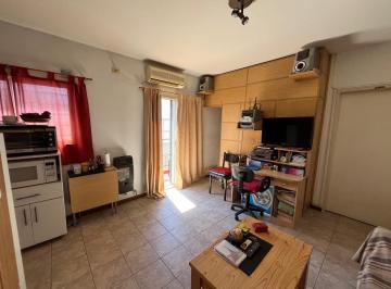 PH · 36m² · 1 Ambiente · Monte Castro – PH Monoambiente con Terraza Propia, Sin Expensas y Apto Crédito