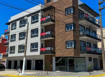 Departamento de 2 ambientes, La Matanza · Departamento 2 Amb - Al Frente - con Balcon y Cochera