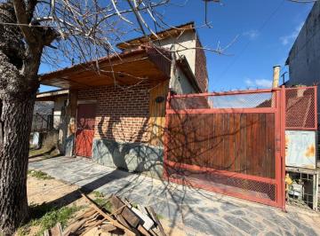 Casa de 2 ambientes, José C Paz · Casa 2 Amb. en Alquiler Calle Delia 4100 - Jose C. Paz