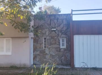 Casa · 92m² · 7 Ambientes · 3 Cocheras · Se Vende Casa Amplia 3 Dorm - Pileta - Reconquista