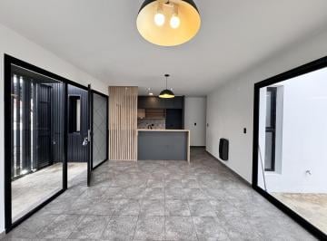 Casa · 250m² · 3 Ambientes · 1 Cochera · Casa en Docta - 2 Dorm. - en Alquiler