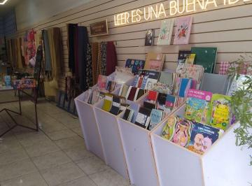 Local comercial , Villa Crespo · Excelente Local Ubicado en Villa Crespo en La Cuadra de Las Paradas de Colectivos