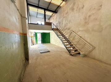 Bodega-Galpón · 56m² · 2 Ambientes · Venta - Deposito Galpon Rosario
