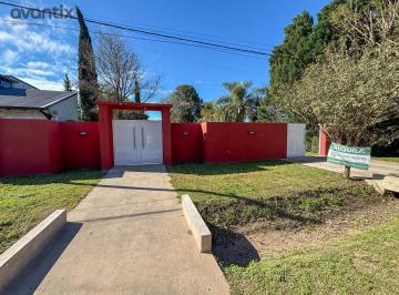 Quinta vacacional · 1 Ambiente · Quinta con Piscina en Alquiler Temporario | Barrio Álamos del Aeroclub
