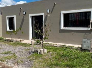 Casa de 4 ambientes, San Lorenzo · Casa en Venta en Barrio Septiembre - San Lorenzo Chico