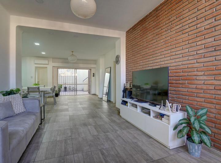 Casa · 193m² · 3 Ambientes · 1 Cochera
