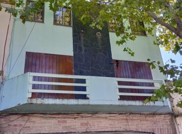 Casa · 120m² · 3 Ambientes · Venta de Casa de 3 Ambientes Zona 2