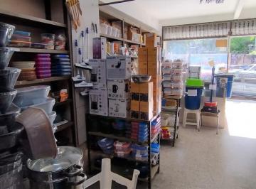 Local comercial · 80m² · 2 Ambientes · Local a m de Av Monroe! - Pb y Sótano