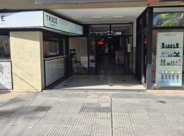 Local comercial de 4 ambientes, Vicente López · Olivos Venta Local Comercial