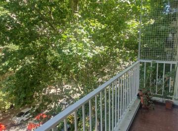 Departamento · 60m² · 3 Ambientes · Muy Luminoso 3 Amb con Balcon Al Frente "Amoblado"