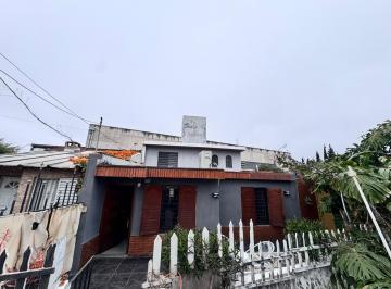 Casa · 290m² · 12 Ambientes · 6 Cocheras · Lazaro Gadea 2450