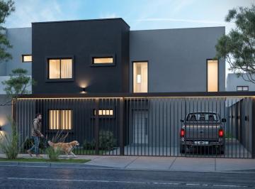 Casa · 180m² · 5 Ambientes · 2 Cocheras · Venta Casa 4 Dorm. en Barrio Rincon del Rio