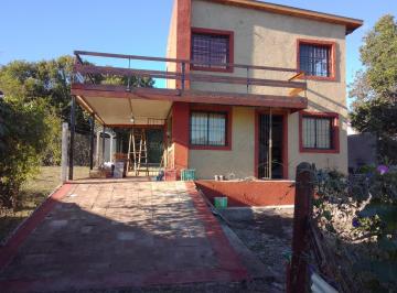 Casa · 72m² · 2 Dormitorios · 1 Cochera · Duplex en Venta con Vista