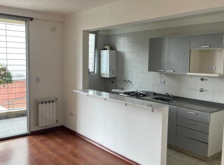 Departamento · 75m² · 3 Ambientes · 1 Cochera