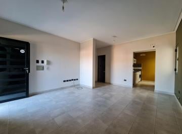 Departamento · 44m² · 2 Ambientes · Gran Estar Comedor, Cocina Lavadero Independiente, un Baño con Bañera, Dormitorio con Placard