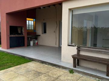 rs:j53ef7kdrk7dnbkcdu5j9you · Alquiler Residencial Casa con Parque y Pileta Sin Expensas