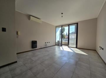 Departamento · 53m² · 3 Ambientes · Para Estudiar o Trabajar, Luminoso, Amplio, con Balcones, Equipado, a Pasos de La Costanera