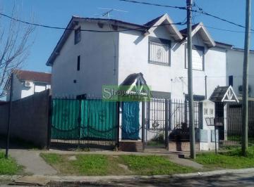 Departamento · 60m² · 3 Ambientes · Duplex en Venta en Gregorio de Laferrere.