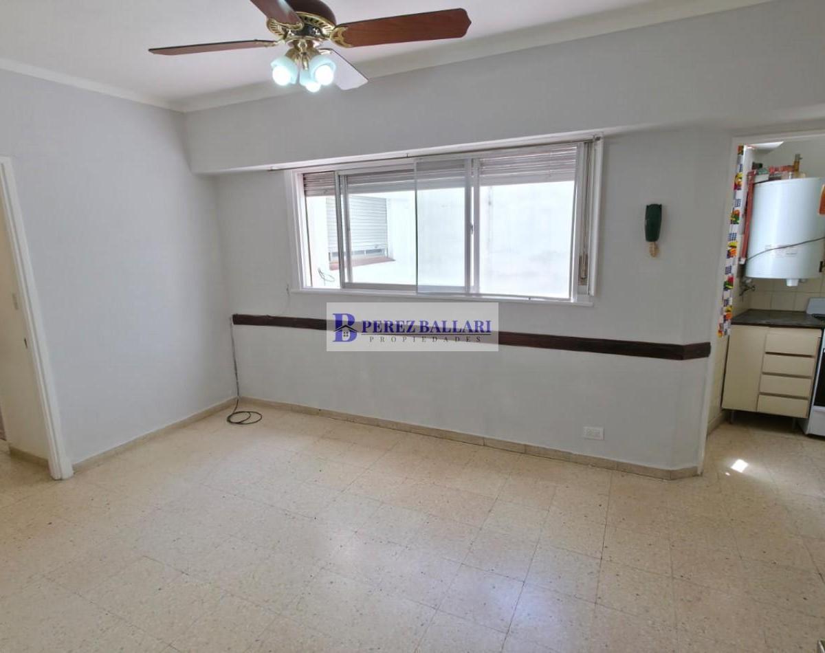 Departamento de 2 ambientes, muy luminoso con excelente ubicación