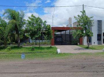 Casa · 125m² · 2 Ambientes · Casa a La Venta en Lanteri