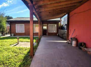 Casa · 4 Ambientes · 2 Cocheras · Alquiler de Casa en Husdon
