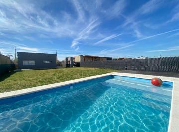 Casa · 50m² · 3 Ambientes · Casa 3 Amb. Pileta Parrilla Laguna Azul Ll Ezeiza