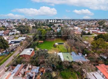 Casa · 302m² · 4 Ambientes · 2 Cocheras · Venta Casa Multifamiliar Lote 3400 m² Pilar
