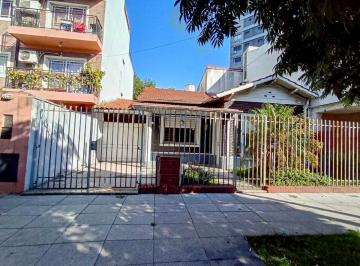 Casa · 102m² · 4 Ambientes · 1 Cochera · Venta Casa 4 Amb. con Jardin - Martin Coronado